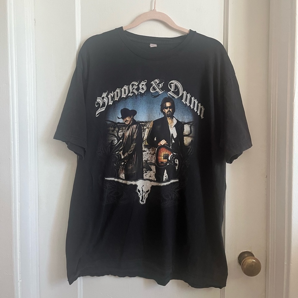 Brooks & Dunn Black Graphic Tee - Short Sleeve